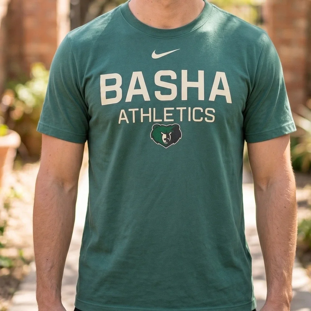 Nike Basha Athletics Men Green‎ Short Sleeve Graphic T-Shirt Grizzly Bear Mascot